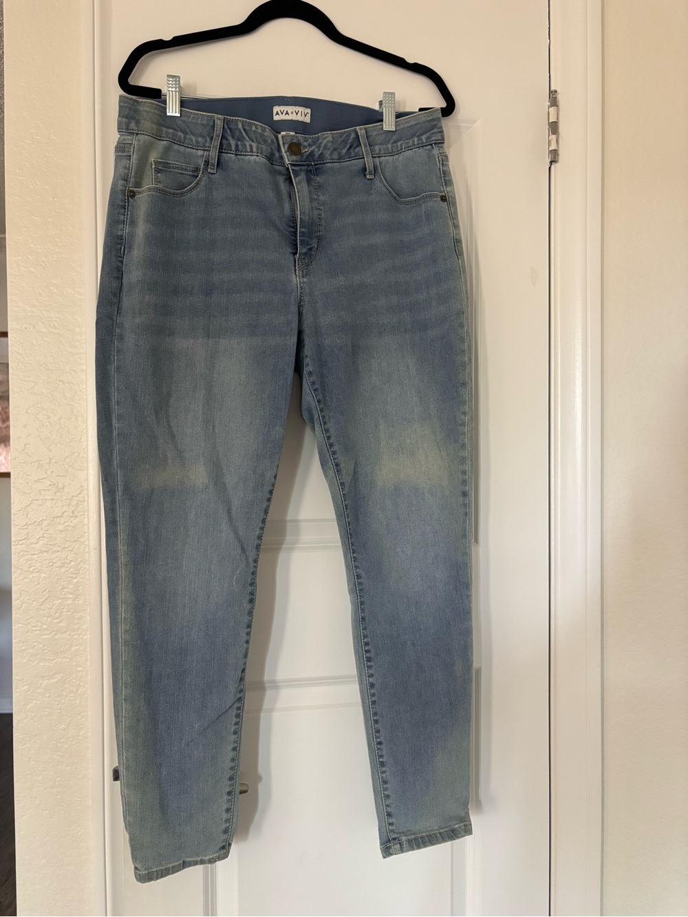 Ava & Viv Light Wash Blue Women’s Jeans Size 14